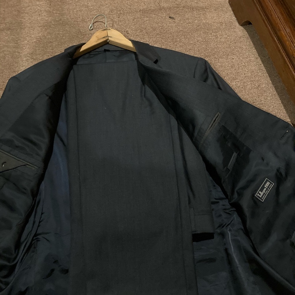 44L Ludlow JCrew nvy bl suit